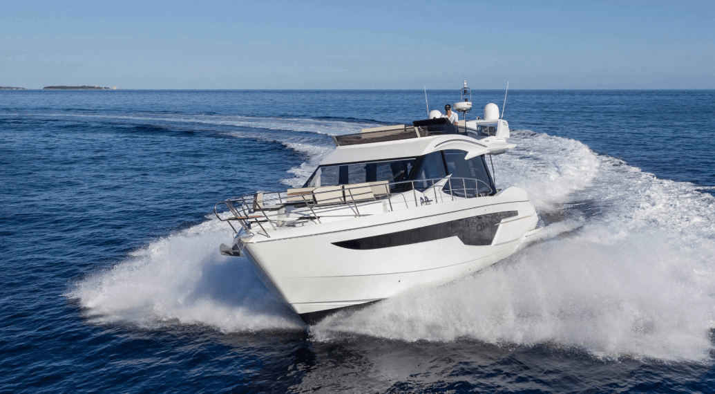 יאכטת  GALEON 500 FLY