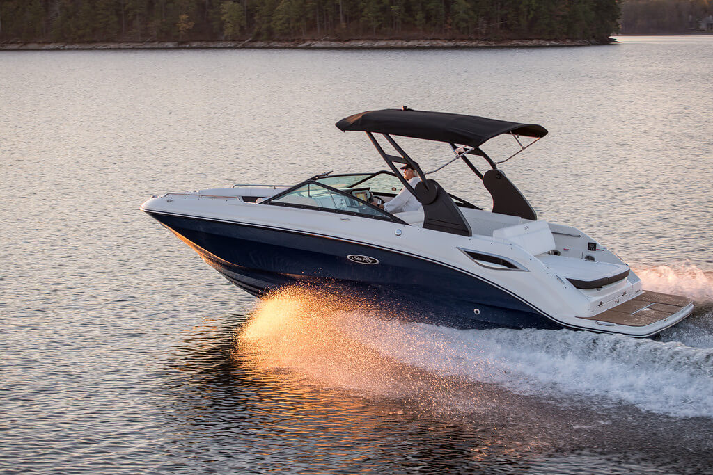 סירת סקי SEARAY 250SDX